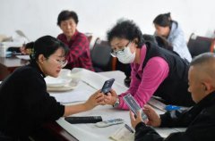 中国正寻求深入了解老年人的技术技能以建设数字包容社会