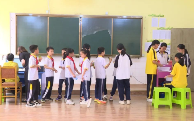 取得奖赏鼓励机制让学生自动追寻生长愿望开启学习
