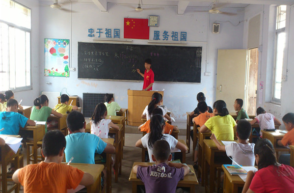促进了学生多元发展课程供学生选修丰富了提高了学
