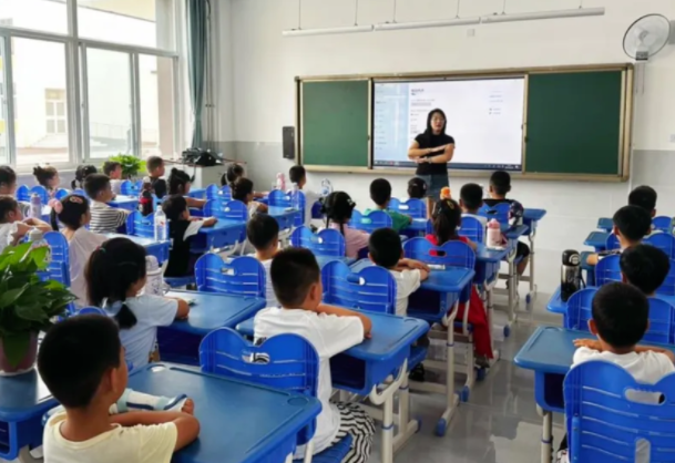 只有当立异实践成为学校常态科学思想成为每个孩子